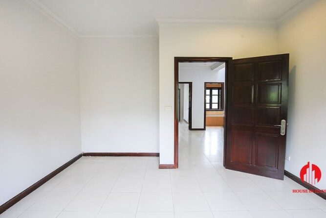 ban biet thu c2 ciputra 13