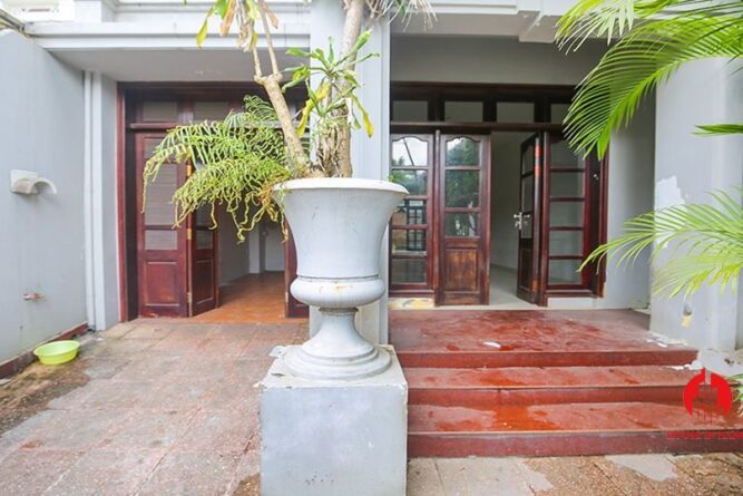 ban biet thu c2 ciputra 16