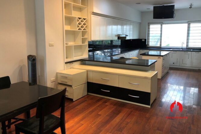 ban biet thu khu an lac hoang ngan cau giay 19