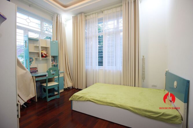 ban biet thu lo goc khu c ciputra 15