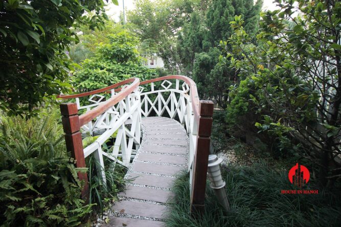 ban biet thu lo goc khu c ciputra 22