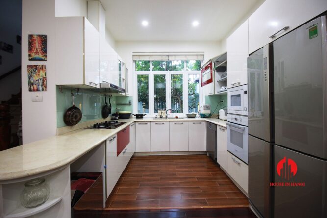 ban biet thu lo goc khu c ciputra 7