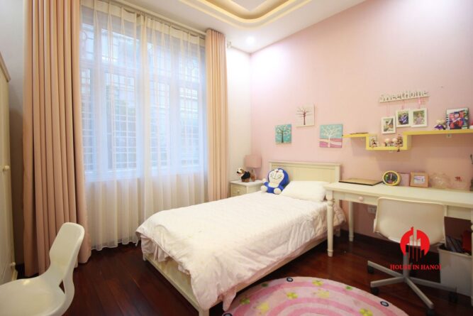 ban biet thu lo goc khu c ciputra 9