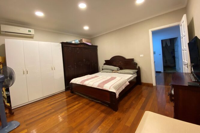 ban biet thu t7 ciputra tay nam 9