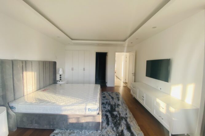 ban can goc 146m2 le roi soleil tan hoang minh 15