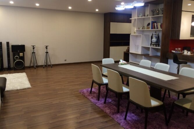 ban can ho 171m2 N03T2 Ngoai Giao Doan 8