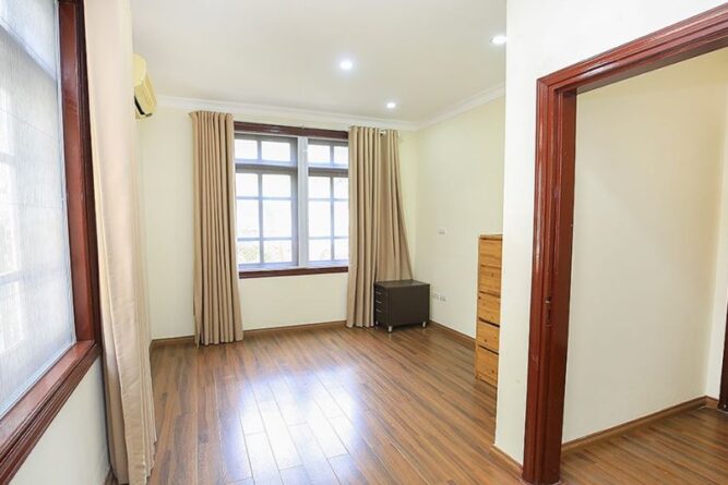 cho thue biet thu khu g ciputra gan unis 2