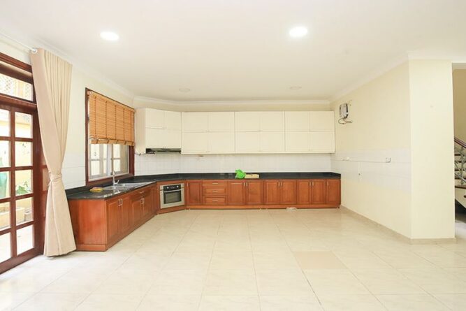 cho thue biet thu khu g ciputra gan unis 24