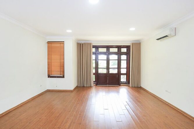 cho thue biet thu khu g ciputra gan unis 7