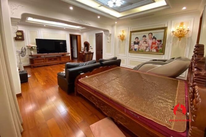 cho thue biet thu to dep vinhomes riverside 23