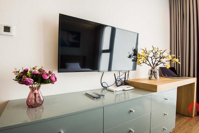 cho thue can ho 4 ngu vinhomes metropolis 25