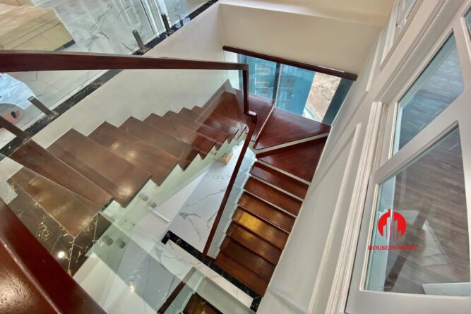 cho thue duplex sunshine city 15