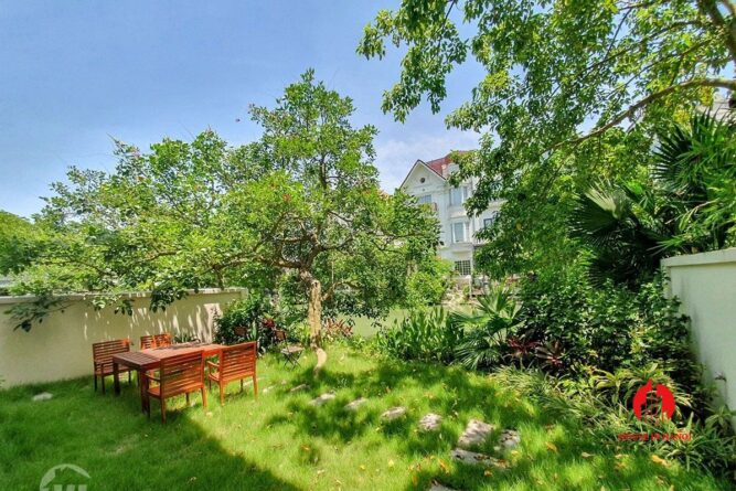 rental in vinhomes riverside hoa sua villa 2