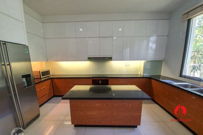 rental in vinhomes riverside hoa sua villa 8