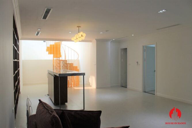 thue biet thu hoa phuong vinhomes riverside long bien 13