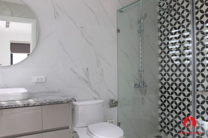 thue biet thu hoa phuong vinhomes riverside long bien 19