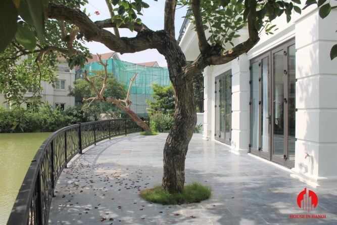 thue biet thu hoa phuong vinhomes riverside long bien 20