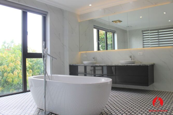 thue biet thu hoa phuong vinhomes riverside long bien 21