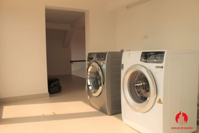 thue biet thu hoa phuong vinhomes riverside long bien 23