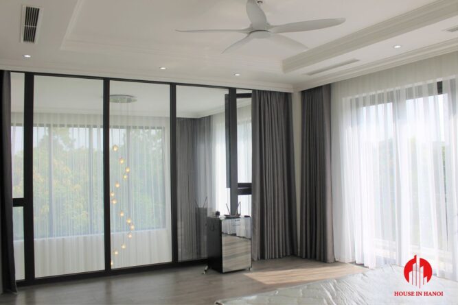 thue biet thu hoa phuong vinhomes riverside long bien 29