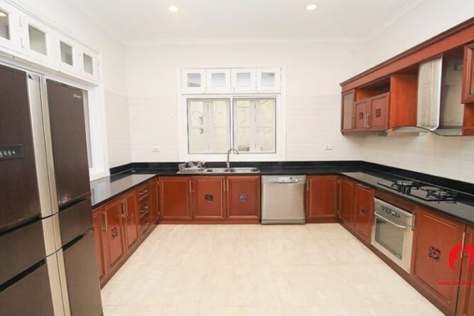 thue biet thu khu t ciputra 8