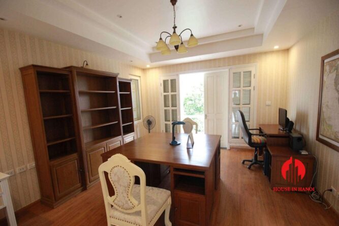 thue biet thu phong cach chau au ciputra 16