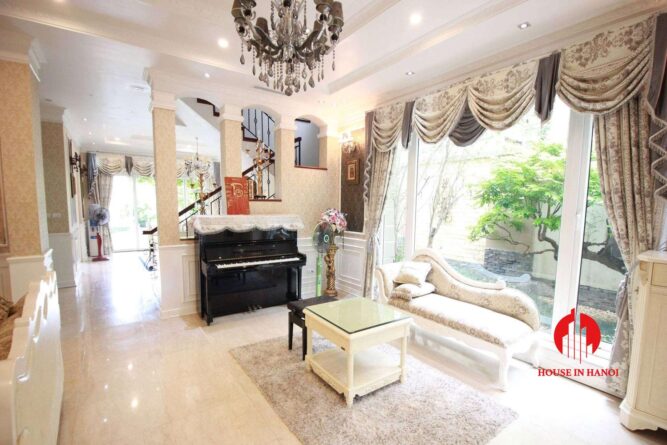 thue biet thu phong cach chau au ciputra 5