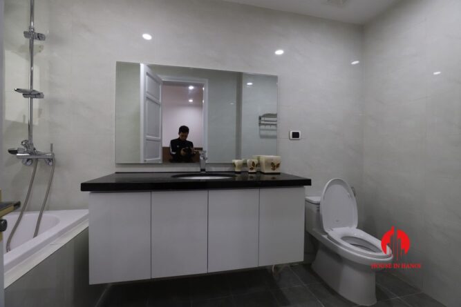 cho thuê biệt thự mới cải tạo c4 ciputra 11