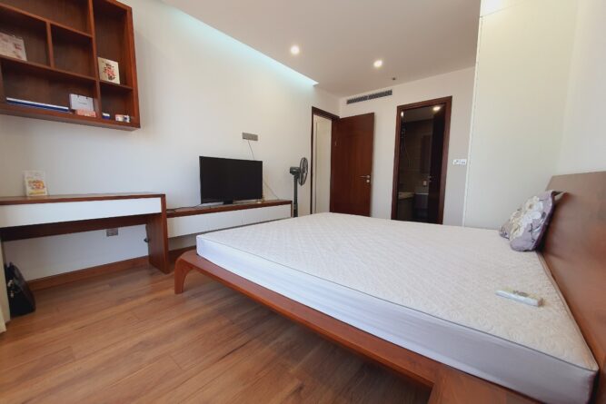 cho thuê căn hộ starlake 2 phòng ngủ 8