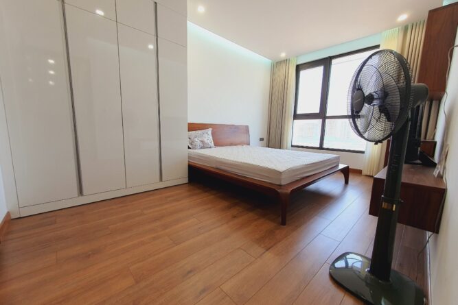 cho thuê căn hộ starlake 2 phòng ngủ 9