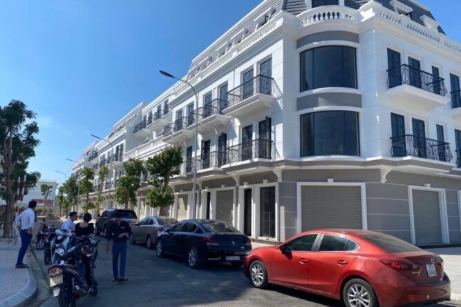 vincom shophouse thái hòa 6