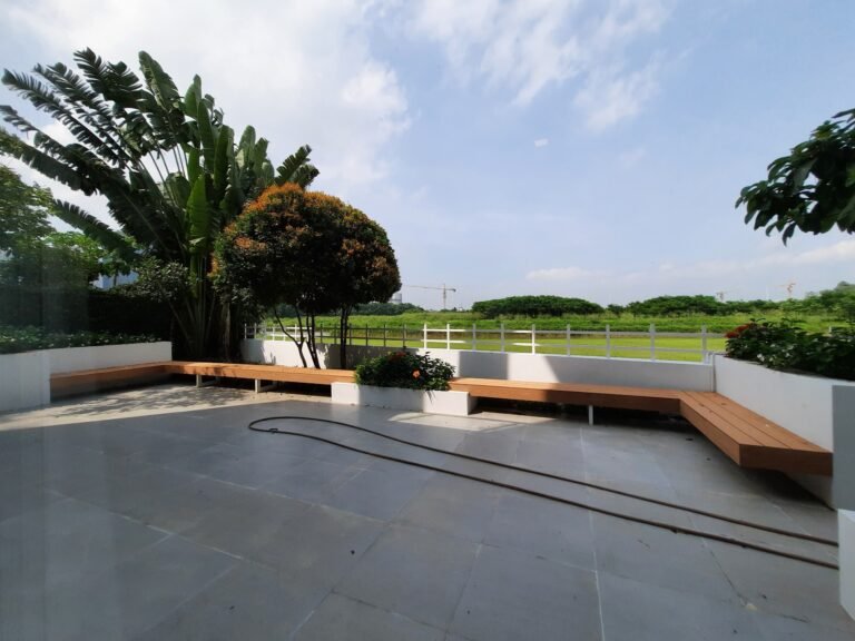 Chính chủ gửi bán biệt thự khu Q KĐT Ciputra view Sân Golf cực đẹp