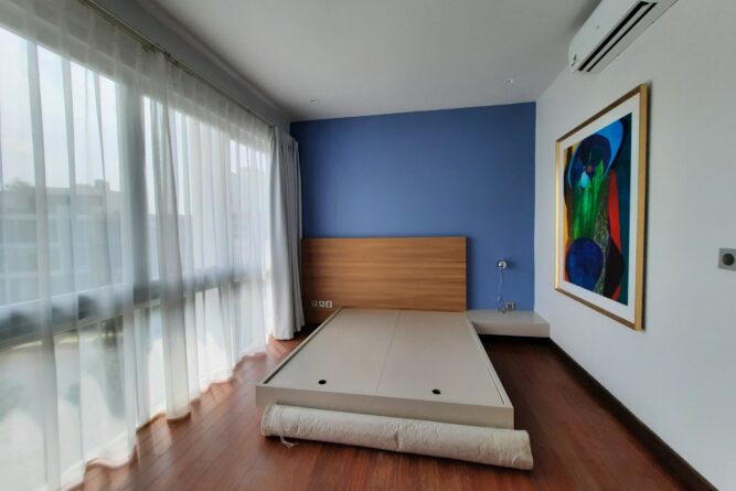 Chính chủ gửi bán biệt thự Q51 Khu đô thị Ciputra view Sân Golf cực đẹp 2