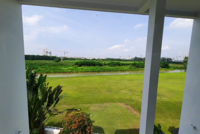 Chính chủ gửi bán biệt thự Q51 Khu đô thị Ciputra view Sân Golf cực đẹp 32