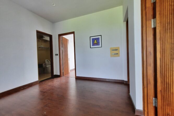 Chính chủ gửi bán biệt thự Q51 Khu đô thị Ciputra view Sân Golf cực đẹp 37