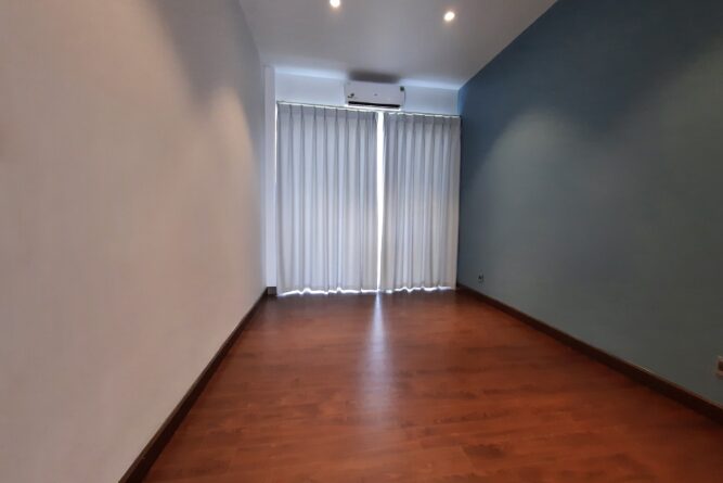 Chính chủ gửi bán biệt thự Q51 Khu đô thị Ciputra view Sân Golf cực đẹp 9