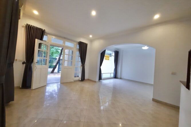 bán biệt thự góc khu c ciputra 18