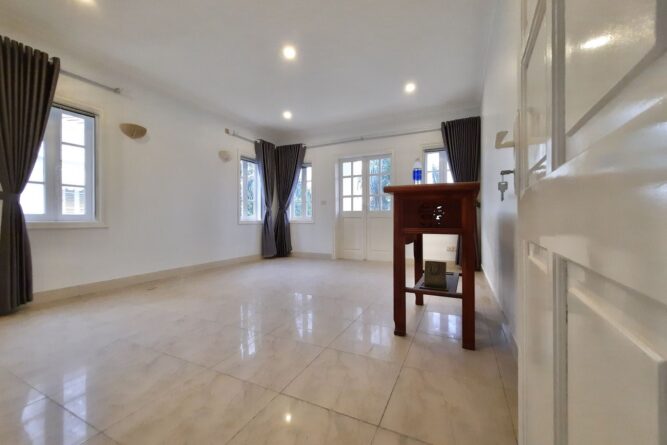 bán biệt thự góc khu c ciputra 23