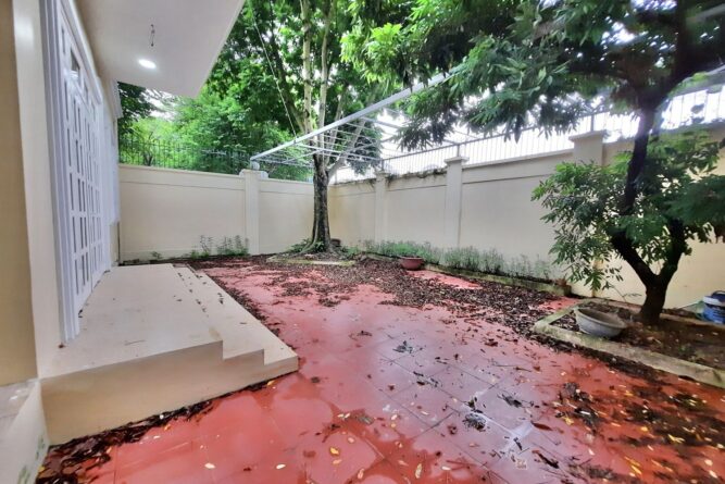 bán biệt thự góc khu c ciputra 28