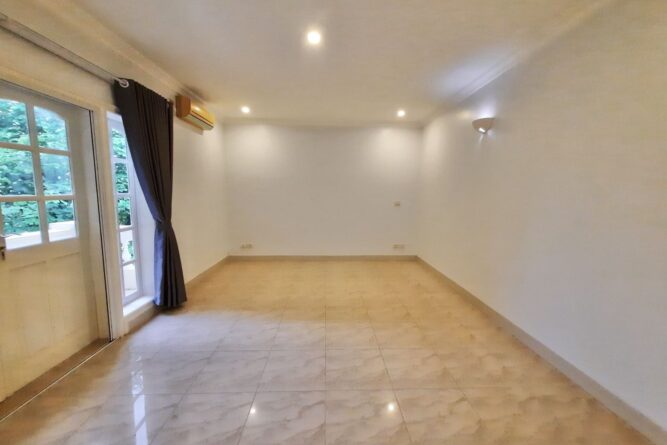 bán biệt thự góc khu c ciputra 29