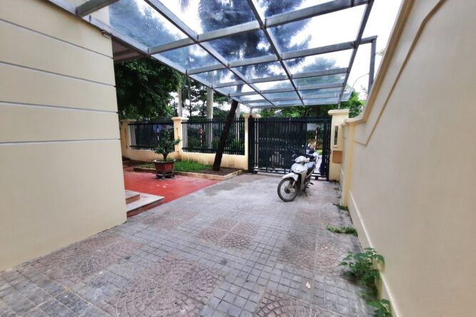 bán biệt thự góc khu c ciputra 31