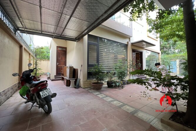 cho thuê biệt thụ đẹp vườn đào tây hồ 4