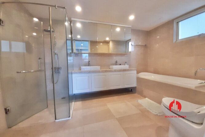cho thuê căn hộ 267m2 ciputra view bể bơi 16