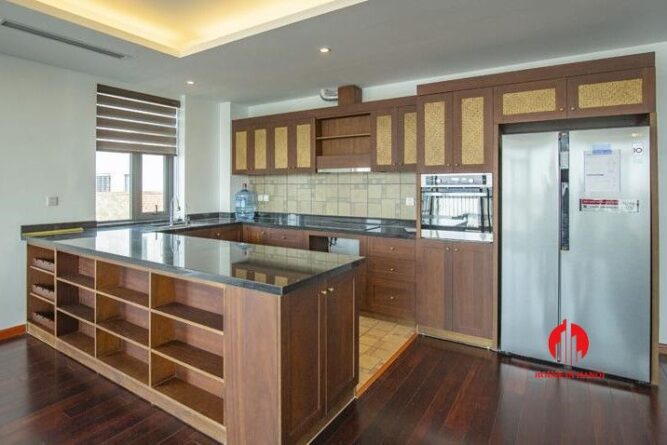 cho thuê căn hộ 4 ngủ view hồ từ hoa tây hồ 10