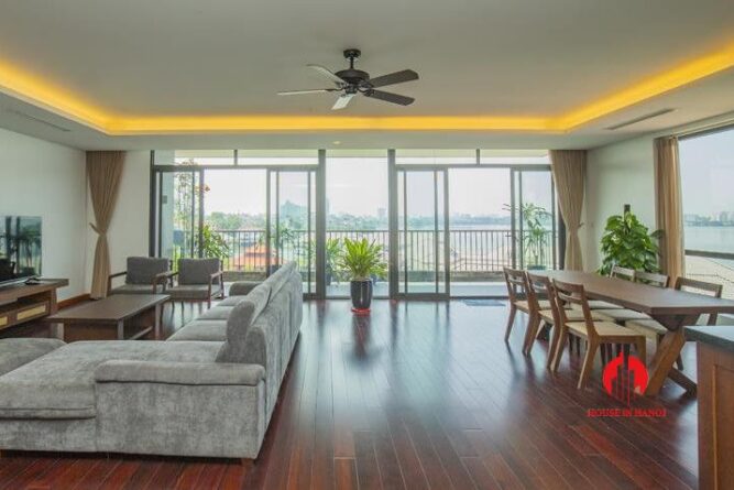 cho thuê căn hộ 4 ngủ view hồ từ hoa tây hồ 12