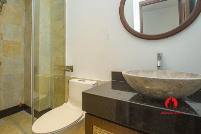 cho thuê căn hộ 4 ngủ view hồ từ hoa tây hồ 20