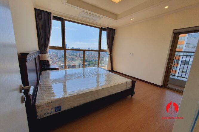 cho thuê căn hộ 4 phòng ngủ starlake 10