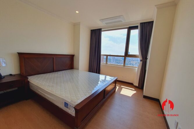 cho thuê căn hộ 4 phòng ngủ starlake 4