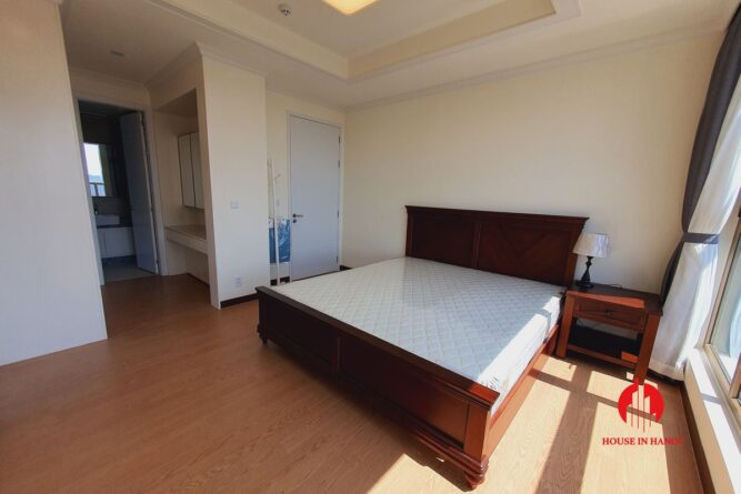 cho thuê căn hộ 4 phòng ngủ starlake 7