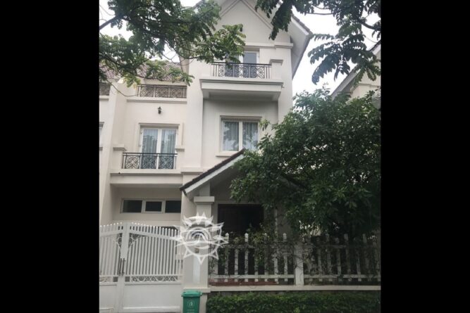 bán biệt thự hoa sữa giá rẻ 9